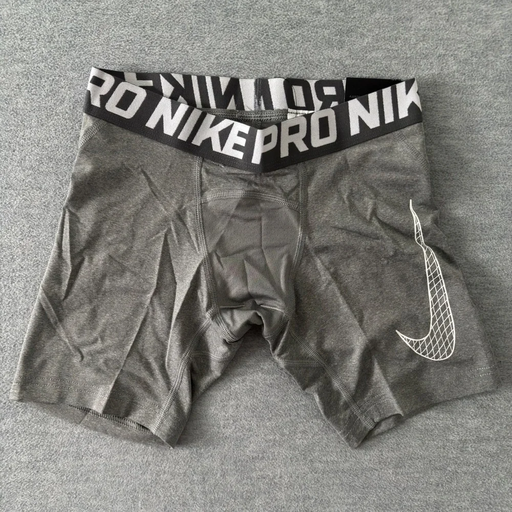 Nike Pro Dri-FIT Boys Compression Shorts Grey Heather Tight Fit Medium NEW